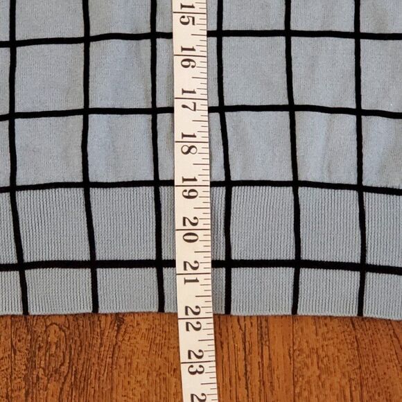 Ann Taylor Loft Womens Sz Medium Cardigan Sweater Windowpane Check V-Neck - Picture 8 of 9